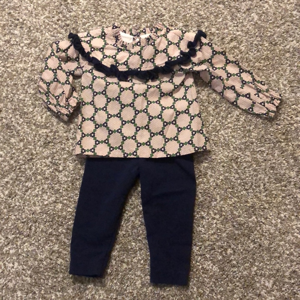 Honeycomb Ruffle Blouse and Legging Set